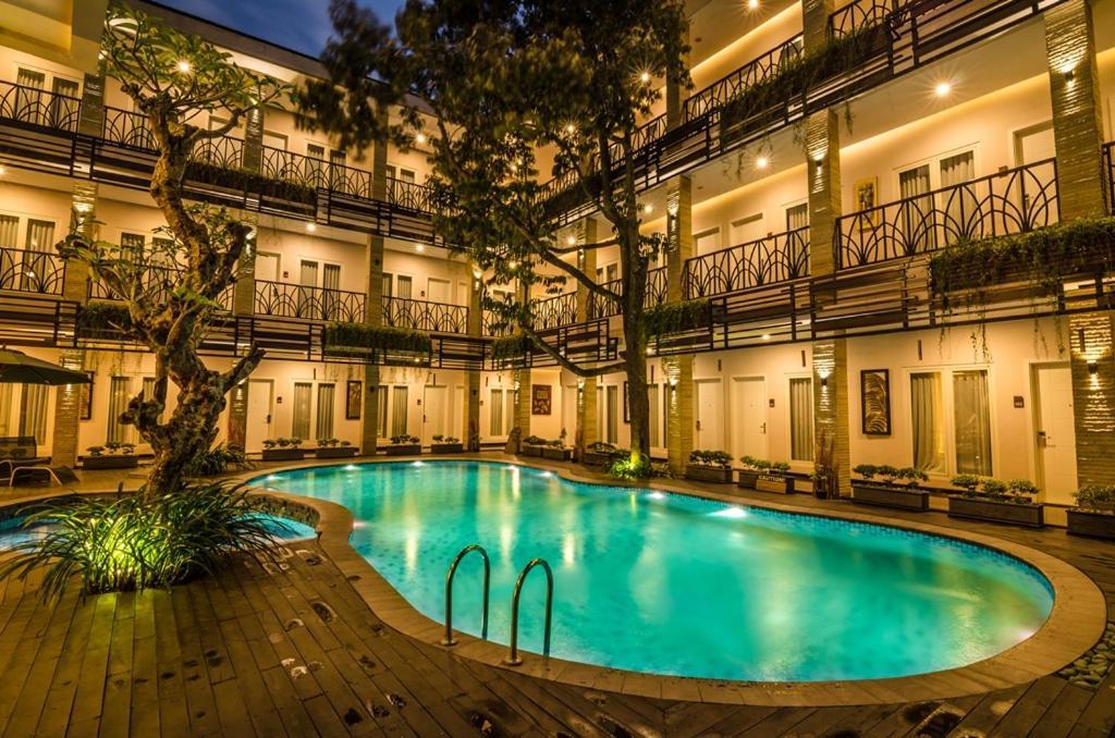 Gets Hotel Маланг Экстерьер фото