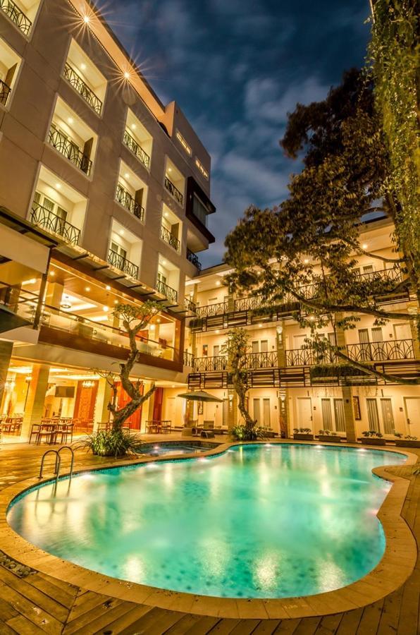 Gets Hotel Маланг Экстерьер фото